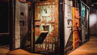 Осторожно, двери закрываются!