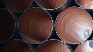 Высокотехнологические трубы вдвое дороже, что выгодно подрядчикам и чиновникам