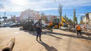 Ликвидация последствий российского обстрела в Киеве