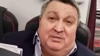 Адам Ислуев