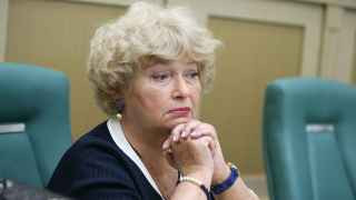 Сенатор Людмила Нарусова.