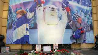 Мемориал перед зданием цирка в Ростове-на-Дону