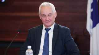 Первый зампред правительства Андрей Белоусов сидит напротив представителей крупного российского бизнеса,