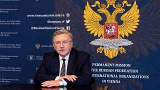 Представитель РФ Михаил Ульянов