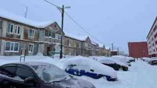  «Я думаю, что Навального отправили так далеко именно для того, чтобы обеспечить эту максимально возможную физическую изоляцию, поэтому даже съездить туда будет проблемой», — говорил правозащитник Игорь Каляпин. 