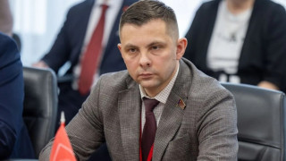 Олег Михайлов