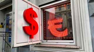 На российском рынке по-прежнему дефицит «твердой» валюты