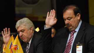 Пути реальных творцов российской жизни, таких, как покойный Валерий Зубов (слева), и эмигрантов, пусть вынужденных, как Геннадий Гудков, радикально расходятся