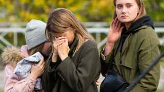В Пермском государственном национальном исследовательском университете произошла стрельба. Студент открыл огонь на территории одного из кампусов, в результате чего несколько человек были убиты и ранены. Стрелявший был задержан. 