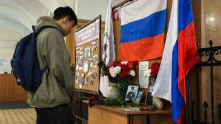 Мемориал памяти Федора Соломонова на первом этаже здания Института истории СПбГУ 