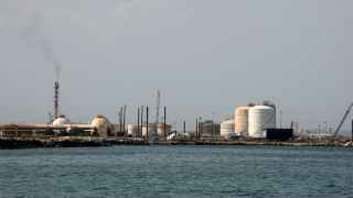 Нефтеперерабатывающий завод ISAB на Сицилии