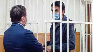 Экс-министр по вопросам Открытого правительства РФ Михаил Абызов (справа).