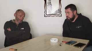 Павел Гугуев (слева)