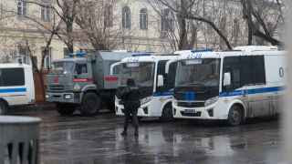 Обстановка у Басманного суда, где выбирают меру пресечения подозреваемым в теракте в «Крокус Сити Холле»