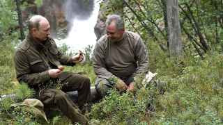 Владимир Путин и Сергей Шойгу на отдыхе в республике Тыва, 2017 год