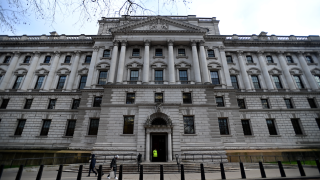 Из-за санкций Роману Абрамовичу пришлось продать «Челси»