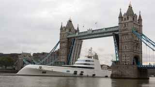 Яхта «А» российского миллиардера Андрея Мельниченко, спроектированная дизайнером Филиппом Старком