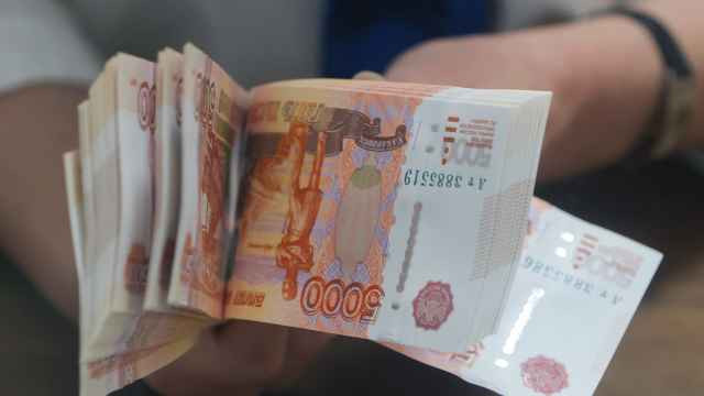 ЦБ зафиксировал обвал денежных потоков в экономике