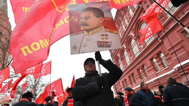 «Развенчать миф о товарище». В России решили снять фильм о «настоящем» Сталине