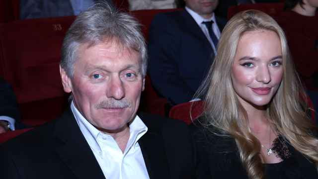 Бизнес дочери Пескова столкнулся с рекордными убытками и закрытиями