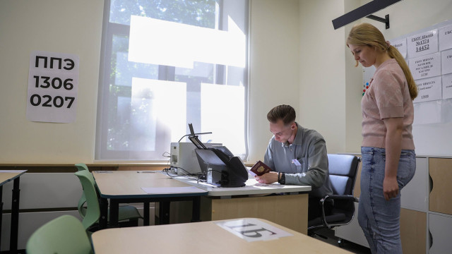 «Не выучишь — не сдашь». Для ЕГЭ по истории от школьников потребовали знать имена и «подвиги» «героев СВО»