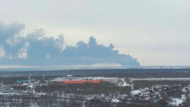 Еще одно крупное нефтехранилище в России загорелось из-за атаки БПЛА