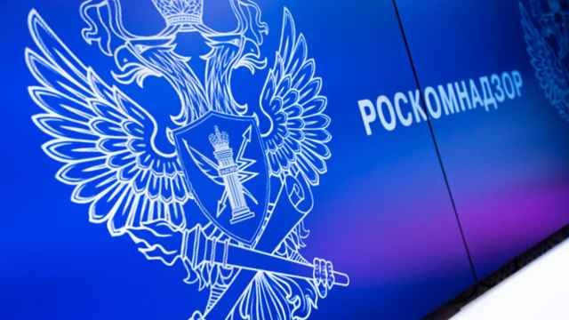 Роскомнадзор потребовал удалить статьи о том, что он не справляется с блокировками