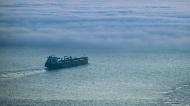 Великобритания побоялась задерживать танкеры теневого флота Путина из-за правовых сложностей