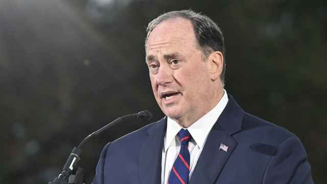 Миллиардера из окружения Трампа сняли с поста министра военно-морских сил США