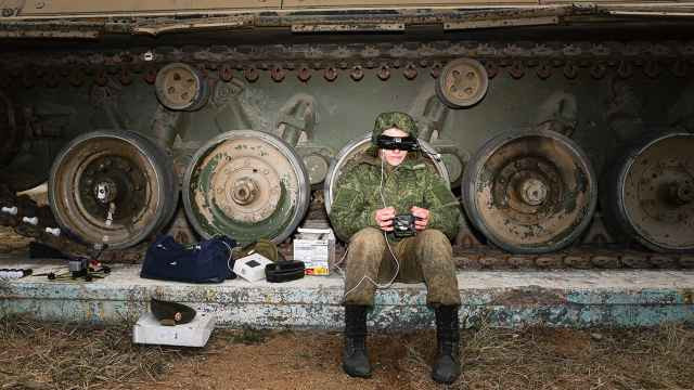 Российские военные начали сбивать собственные дроны и требовать за них вознаграждение