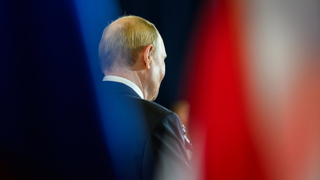 ВЦИОМ прекратил публиковать реальный рейтинг Путина после па
