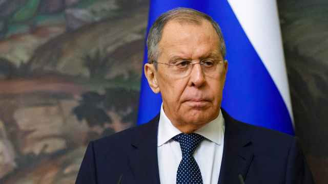 Лавров заявил, что Запад под флагами нацизма создает общеевропейскую группу нападения на Россию