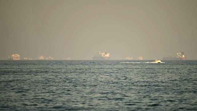 Трафик в Ормузском проливе достиг рекордного уровня с начала войны США и Израиля против Ирана